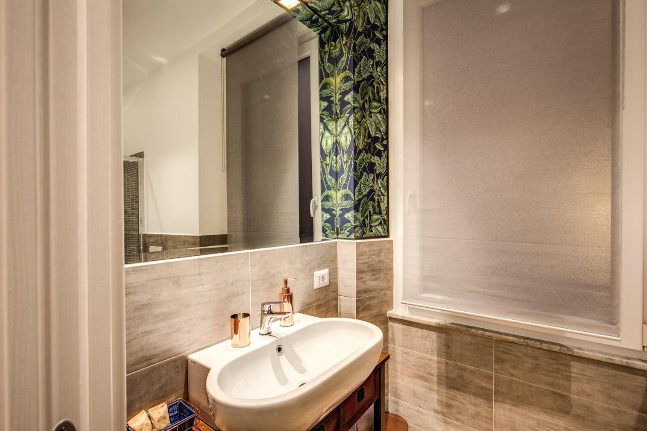 Lovely Rome Apartments - Historic City Center Luaran gambar