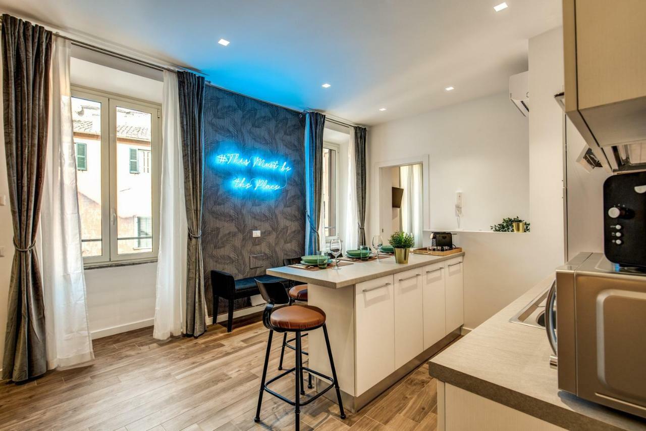 Lovely Rome Apartments - Historic City Center Luaran gambar