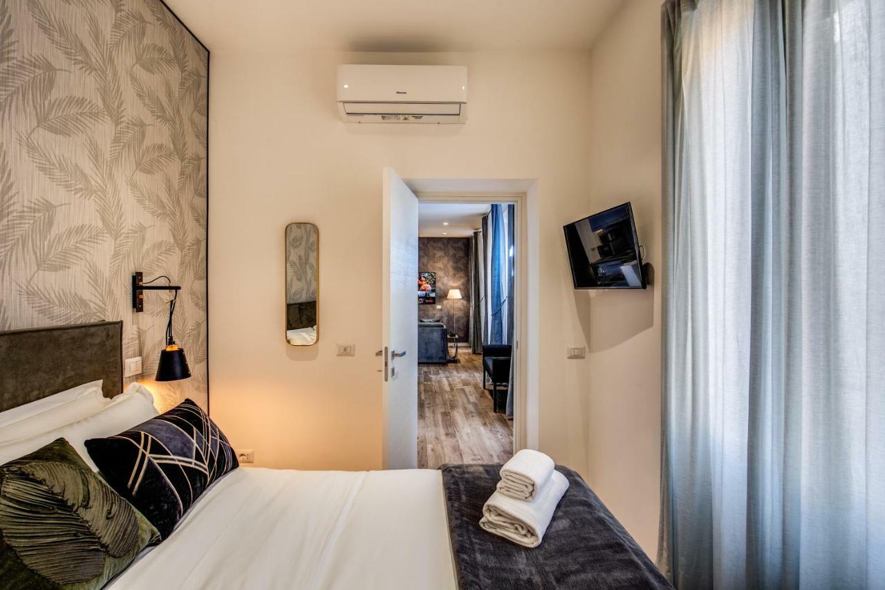 Lovely Rome Apartments - Historic City Center Luaran gambar