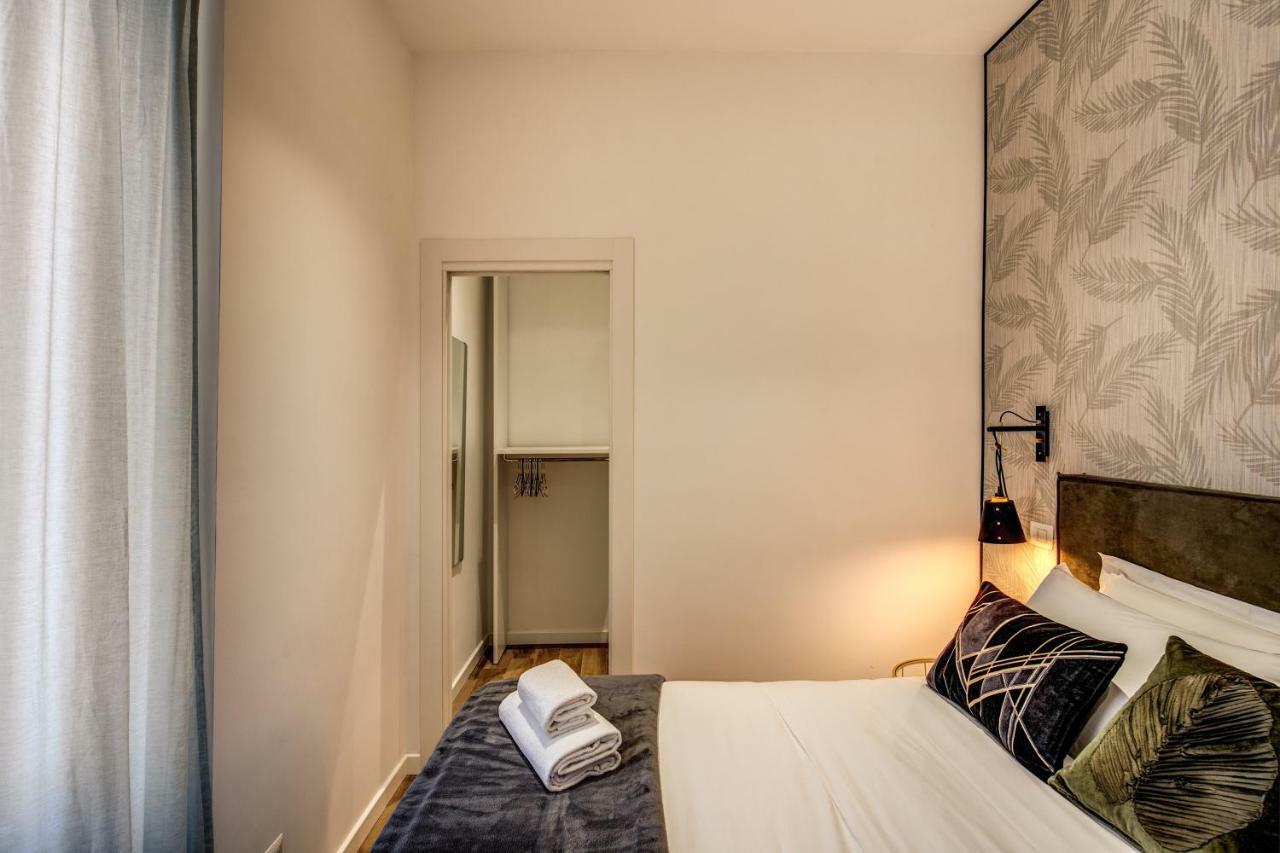 Lovely Rome Apartments - Historic City Center Luaran gambar