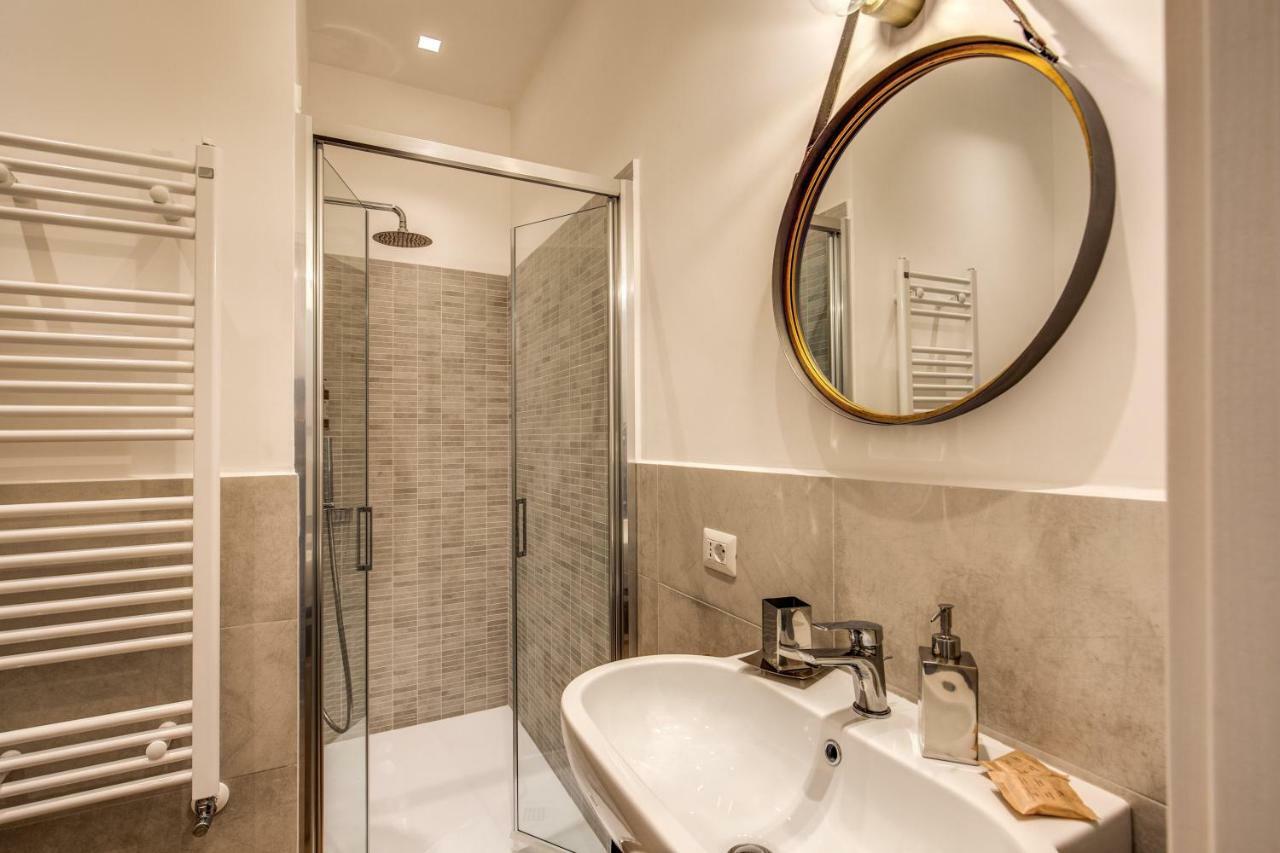 Lovely Rome Apartments - Historic City Center Luaran gambar