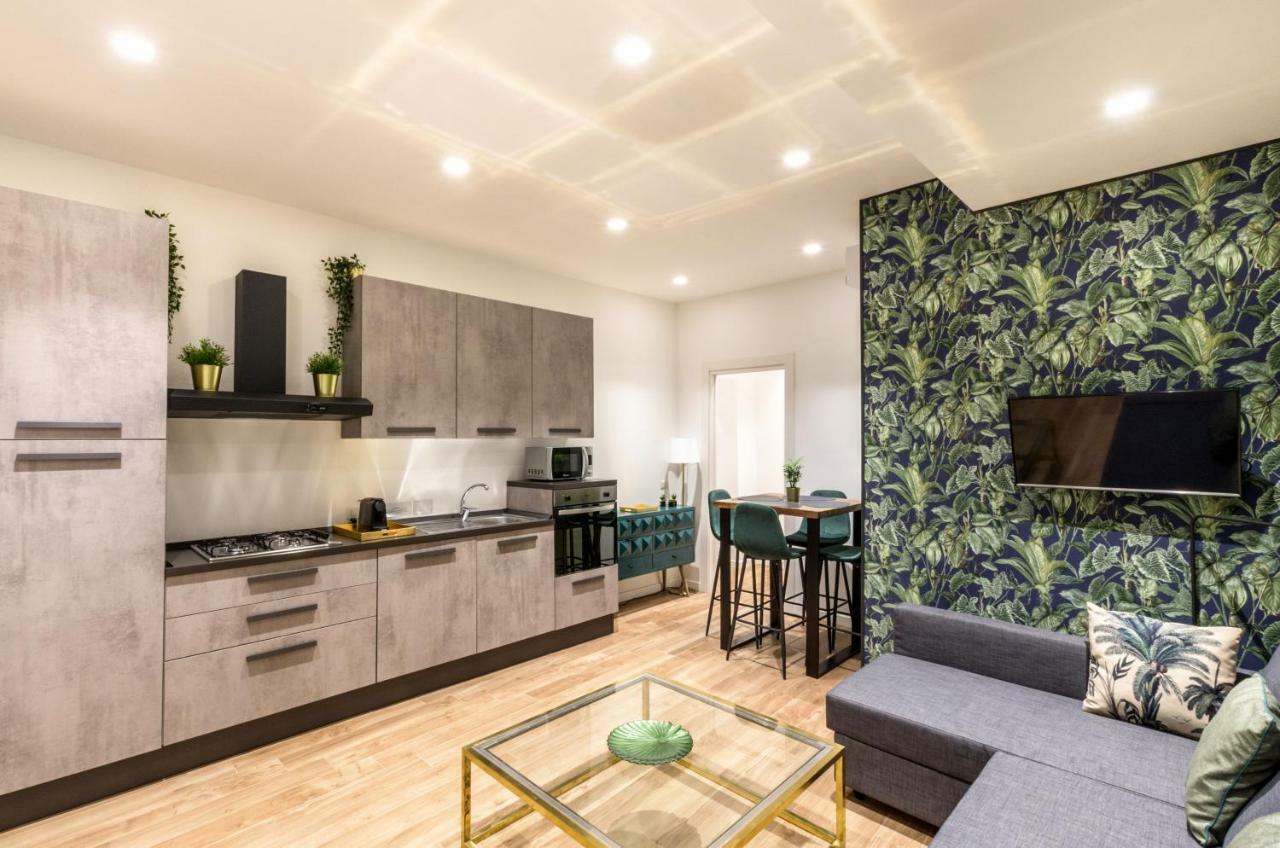 Lovely Rome Apartments - Historic City Center Luaran gambar